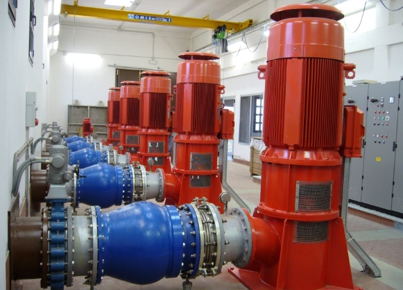 Fire Fighting vertical 3